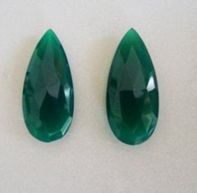 Pairs Natural Green Onyx Pear Shape 43.81Ct