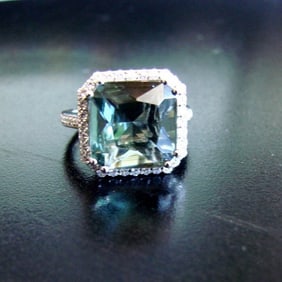 Creation Diamond/Green Amethyst Ring 7.52Ct 18k W/g