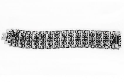 3 Lays Man’s Skull Stainless Steel Linked Biter Skull Bracelet