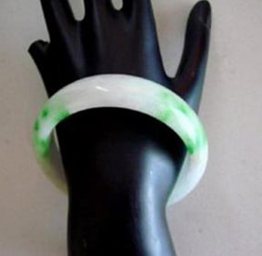 Natural Jade Bangle Grade A Size: 6.5