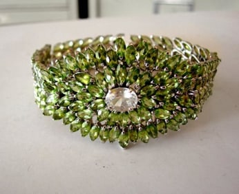 Peridot &White Topaz Bracelet 47.18Ct 18k W/g Overlay