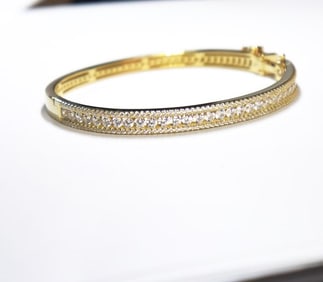 Creation Diamond Bangle 15.25Ct 18k Y/g Overlay