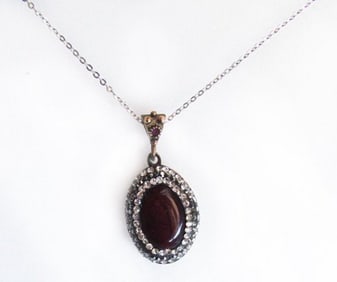Red Agate Hematite Cryst Pendant 3.12Ct 18k Y/W Overlay