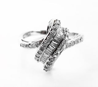 Diamond Unique Ring: .84 Carat 14k W/g