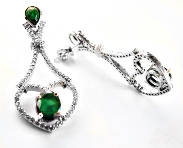 Emarald-Diamond Earrings Dangle 6.93Ct 14k W/g: Gem Type: Natural Cabochon Emerald & Diamond Qty: 1 pairs Item: Earrings (Post/Backing) Length: 1.1/2"inch-Face Size: 17 mm Condition: New Total diamond weight: 2.43 carat round shaped and 156 pieces