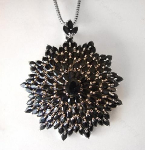 Natural Sapphire Pendant 70.00Ct 18k W/g Overlay (1 of 3)