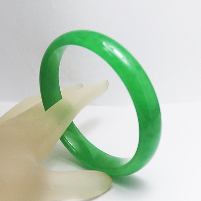 Translucent Solid Green Chinese Jade Bangle Size: 7.5 - 4
