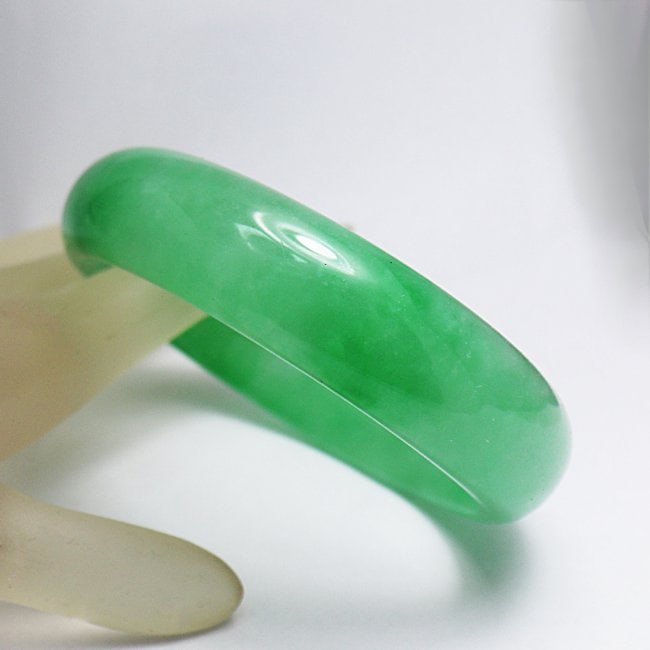 Translucent Solid Green Chinese Jade Bangle Size: 7 - 3