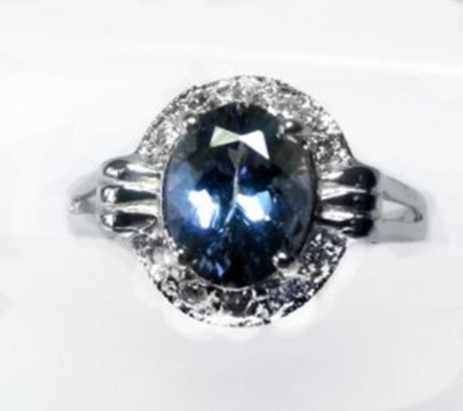 Anniversary Ring Tanzanite & Diamond 2.03CT 14 W/G (1 of 3)