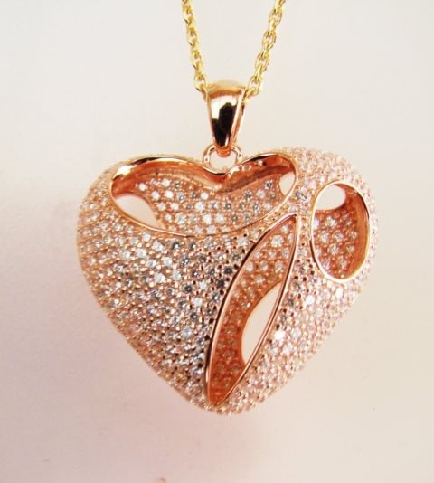 Creation Diamond Heart Pendant 2.40Ct 18k R/g Overlay: Creation Diamond Heart Pendant High Quality item Item : Heart Pendants Stone : 2.40 Carat(Clarity: VVS, Color: D) Setting name: Micro Pave Setting Length: 1.1/4"H x 1.2/10" inch 18k Rose gold Overlay