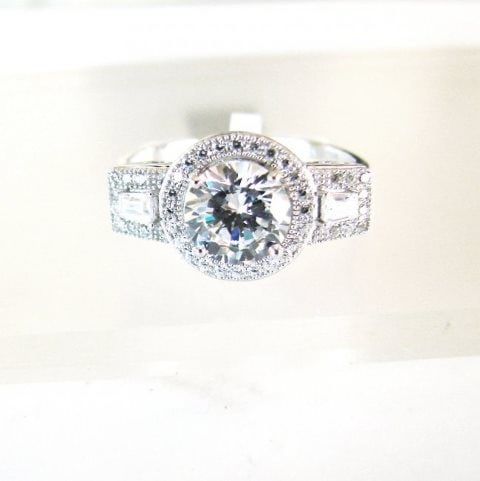 Creation Diamond-Ring 2.75Ct 18k W/g Overlay: This item was made by high quality handicrafts Gem Type: Creation Diamonds This item was made by high quality handicrafts Gem Type: Creation Diamonds High Quality Item Total Weight:2.75 carat 