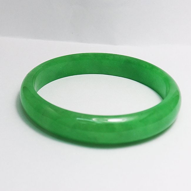 Translucent Solid Green Chinese Jade Bangle Size: 7.5 - 3