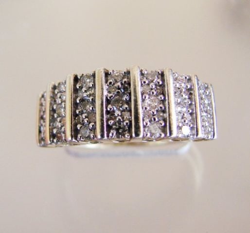 Vintage Diamond Ring .80CT 18k Y/g Overlay (1 of 4)