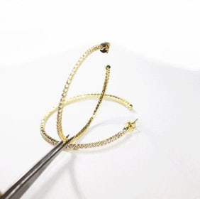 Hoop Earrings Creation, Diamond 6.05Carat 18k Y/G Overlay 925: Gem Type: Creation, Item: Earrings White Stone: 6.05 Carat round brilliant Clarity: Vs1, Color: F Metal: 18k yellow gold overlay 925, Weight: 11.15 grams Style: Hoop Dimeter: 2. niche Backing: Post