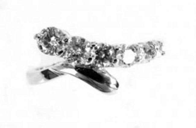 Diamond Rings 1.00Ct 14k White Gold: Gems Type: Natural Diamonds Qty: 1 Condition: New Item: Ring (Size: 7.5) Band thickness: 3mm Total diamond weight: 1.00 carat 6 prices round brilliant Clarity: SI1, Color: H, Treatment: None Metal: 14
