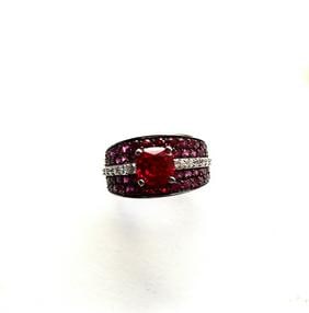 Creation Diamonds Ruby Ring 3.75Ct 18k W/g Overlay: Creation Diamonds/Ruby Ring and high quality Item Item: Ring Creation Diamond: .28 carat round brilliant (Clarity: VVS1, Color D-E) Creation Ruby: 3.47 Carat Round/Princess cut shape (Clarity: VS, Col