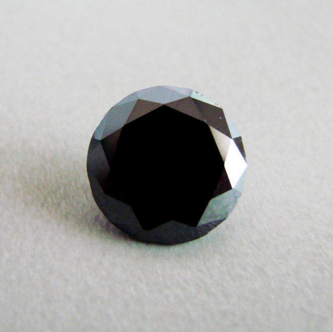 Natural Black Diamond Round 4.85 Ct 11x7mm: Gem Type: Natural Black Diamond Weight: 4.85 Carat Measurement: 11x7 mm Shape: Round, Cut: Facet Clarity: Opaque, Color: Fancy Black Luster: Very good Estimated Value Price: $3,985