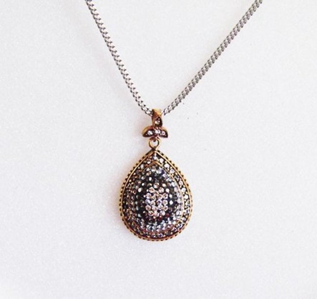 Creation, Diamond,Hematite Cryst 3.15Ct 18k Y/g Overlay (1 of 2)