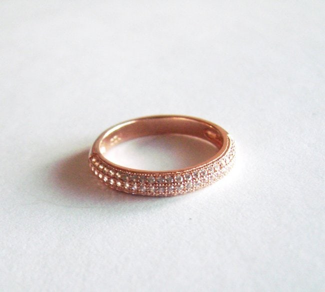 Creation Diamond Ring .90Ct 18k R/g Ovelay: Gem Type: Creation Diamond High Quality Item Item: Ring-size: 7 75 Pieces Diamond Creation Weight: .90 carat Clarity: VVS,Color F Setting name: Micro Pave 18k Rose Gold overlay of 925 silver Weight: 2