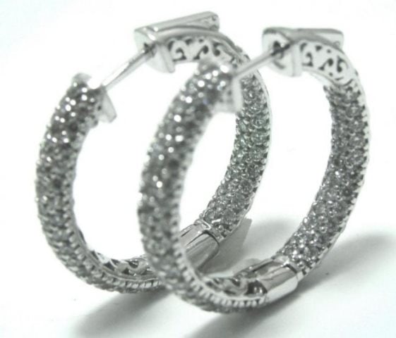 Hoop Earrings Creation Diamond 1.84Ct 18k W/g Overlay: Creation Diamond Hoop Earring and High Quality Item Weigth:1.84 Carat Clarity: VVS,Color: F Item: Hoop Earrings (Setting inside out Design) Diameter: 1." Setting name: Micro Pave 18k White gold rhodiu