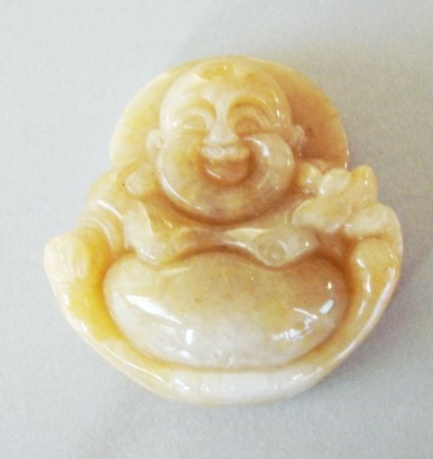 Natural Jadeite Jade Buddha God Pendant: Handwork Jadeite Carving Buddha God Carving Back Side Smooth Item Type: Pendants Grade: B Origin: China (Mainland) Color: Golden and Creamy White Style: Trendy Jade Weight: 31.21 grams Size: H 4