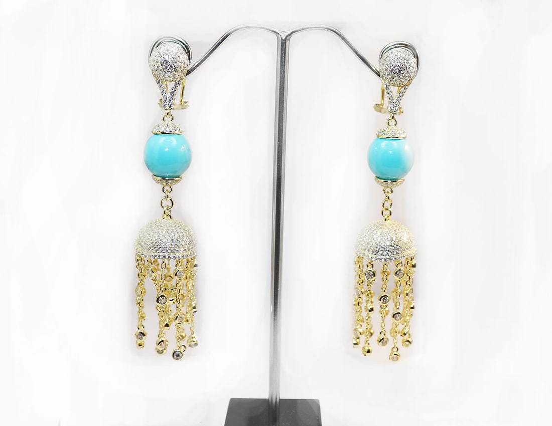 Creation Diamond/ Turquoise Chandelier Earrings 18 Y/G: Gem Type: Creation Diamond/ Turquoise Item: Earrings/Length: 3 inches, Width: 15mm White Stone: 3.57 Carat round brilliant Clarity: VS1 Color: G Turquoise, Size: 12mm, Luster: Excellent, Sky Blue Meta