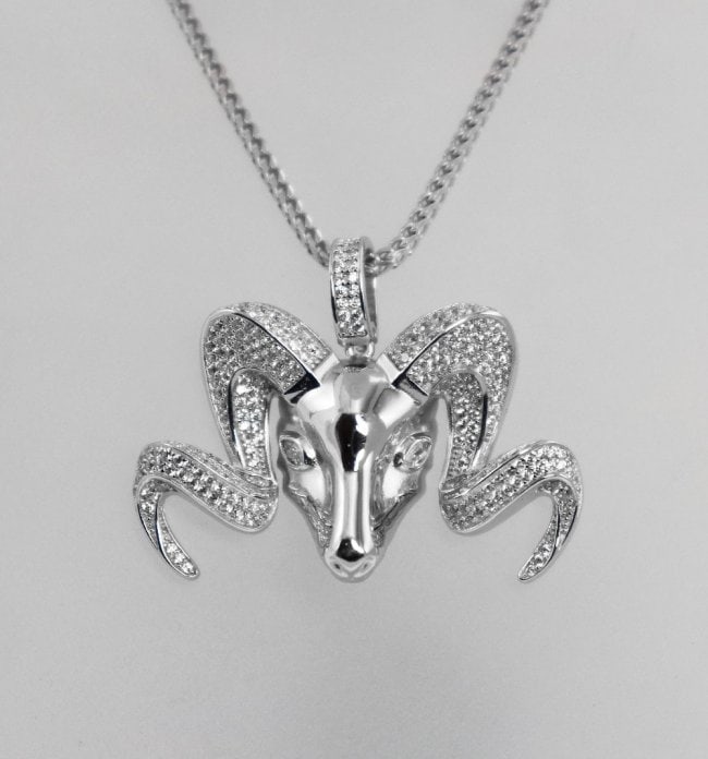 Long Horn Pendant 18k White Gold Overlay 925: Stone Type: Creation, White Diamond Stone total weight: Approx. 2.85 carat round brilliant Clarity: VS1 Color: F Item: Long Horn, Symbols of Texas Length: 1. inch Width: Almost 2. Inches Weight: 15