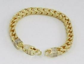 Men Hip Hop Bracelet Creat Diamond 8.20Ct 18k Y/g Over: Item: Hip Hop Bracelet Stone: Creation, Withe Diamond Weight: 8.20 Carat round Brilliant Clarity: VS1 Color: F Length: 8.5" Inch width: 7.3mm Weight: 51.87 grams Metal: 18K Yellow Gold Overlay 9