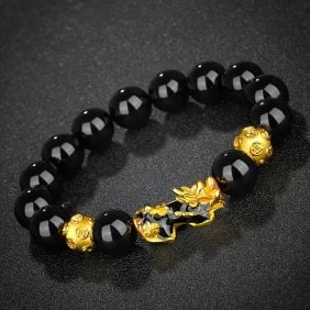 Men?s Dragon Head Onyx Beads Bracelet 18k G/P Overlay Brass: Item: Bracelet Onyx Bead: 10mm Gold Bead: Divided Size: 8-9 Metal: 18K Gold Planted Overlay Brass Color: Black/Gold String: Elastic Condition: New High-Quality Material: Made of black obsidian,