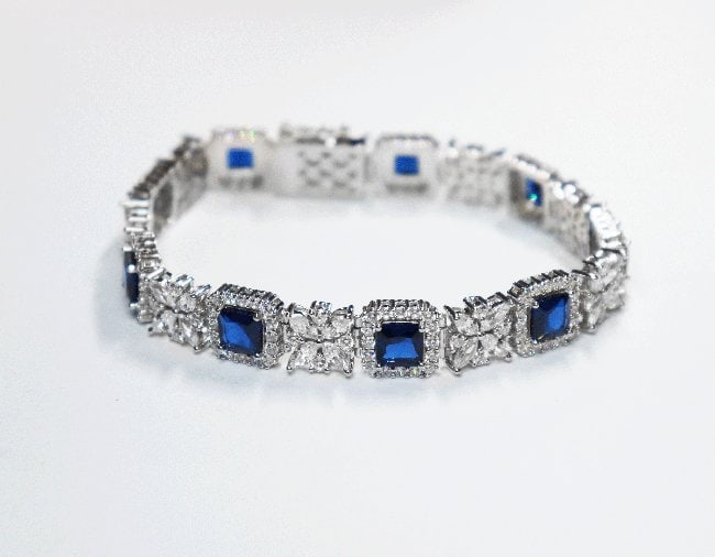 Creation, Diamond, Sapphire 15.Carat 18k W/G Overlay 925 (1 of 2)