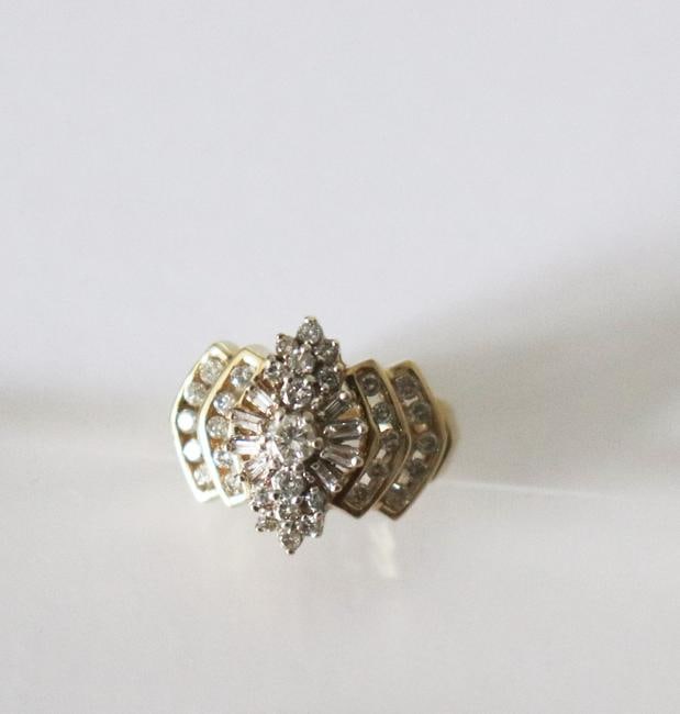 Natural Diamond Ring 1.17Carat 14k Y/g: Gem Type: Natural Diamonds Item:Women Ring/Size 6 35 Pieces Round Diamond Weight: 1.07 carat Clarity: SI1/Color H 8 Pieces Baguette Diamond Weight: .10 carat Clarity: SI1/Color: H Setting: Chann