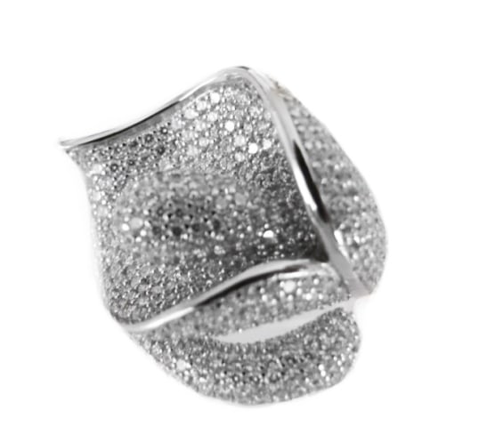 Creation Diamonds Ring 3.74Ct 18k W/g Overlay (1 of 4)