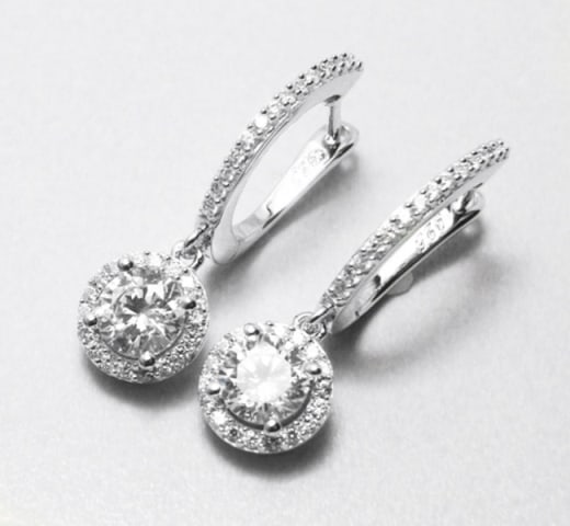 Creation Dia: Dangle Earring 2.45Ct 18kW/g Over: Creation Diamond Earrings High Quality item Quantity: 1 Pairs