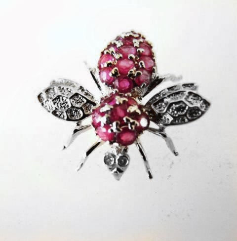 Bee Pins Ruby Diamond 1.25Ct 14K W/g: Gem Type: Natural Ruby and Diamond Qty: 1Item: Bee Pins Condition: New Ruby 20 Pieces: 1.23 Carat Round Facet Clarity: SI, Color: Red Picot Origin: Myanmar (Burma) Diamond 2 Pieces: .02 Carat Round