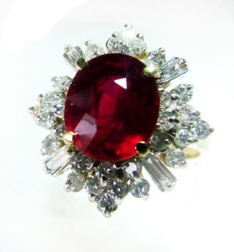 Anniversary Ruby Diamond Rin 5.48Ct 14k Y/g: Gem Type: Natural Ruby and Diamonds Item: Ring Diamonds 36 Pieces Weight: 1.12 carat Round, baguette Brilliant Clarity: SI1, Color: H, Treatment: None Gems Type: Natural Ruby Weight: 4.36 Carat, Shape