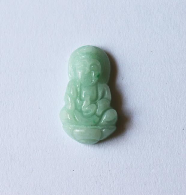 Guanyin Buddha Natural Jadeite Jade Grade A (1 of 3)