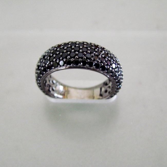 Creation Black Diamonds 2.85Ct 18k B/g Overaly: Creation Black Diamonds Ring & High Quality item Clarity: Opaque Color: Fancy Black 114 Pieces: 2.85 carat Item: Band Setting name: Micro Pave 18k Antique gold overlay of pure 925 silver weight: 5.43