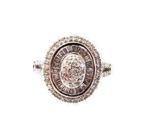 Vintage Diamond Ring 1.15CT 18k W/g Overlay: Gem Type: Natural Diamond Item: Ring Total diamond weight: 1.15 Carat Rounds and Baguette Shape rnClarity: SI2-Color: G-Treatment:None Metal: 18k white gold Overlay 925 Silver Weight:6.73grm-Ring Face