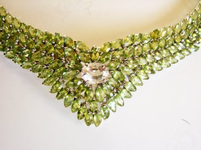 Peridot &White Topaz Necklaces 42.12Ct 18k W/g Overlay (1 of 6)