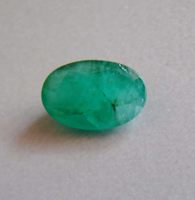 Natural Emerald Oval Shape 4.49Ct 11.9x9.5x6.1 mm (1 of 3)