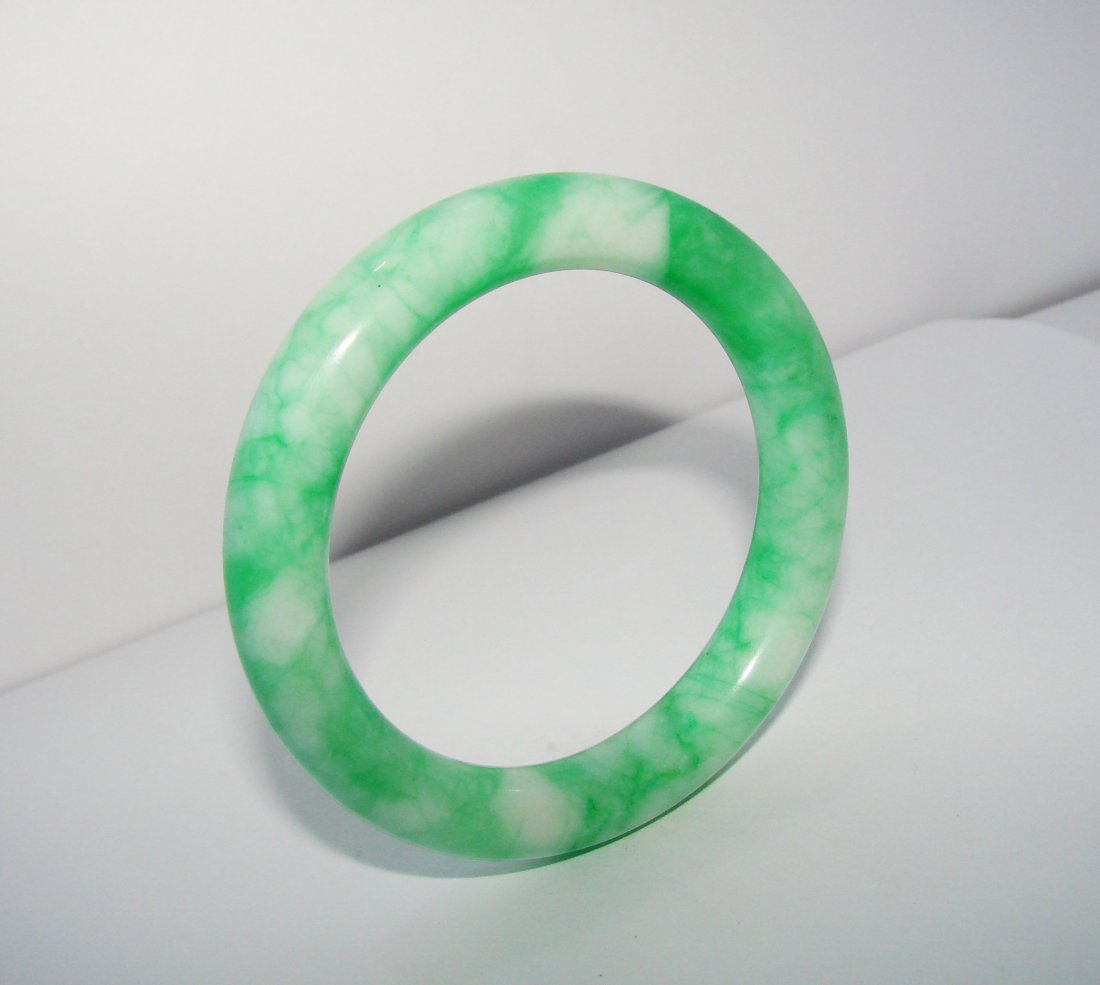 Natural Jade Bangle Grade A Inner Diameter :57mm (1 of 3)