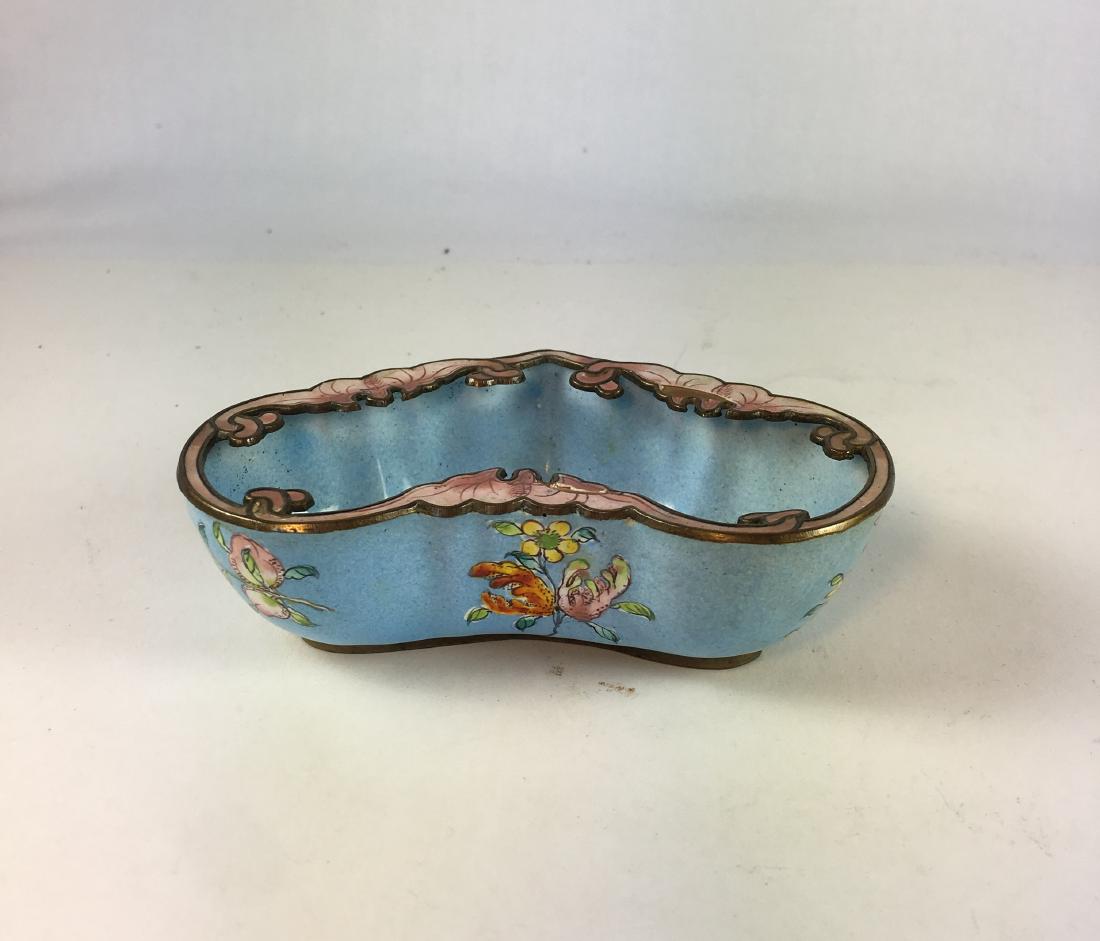 A Vintage Chinese Canton Enamel Pan Washer: Republic period, finely painted with multiple lucky fruits; 5 in. (12.5 cm) wide 民国三多纹笔洗