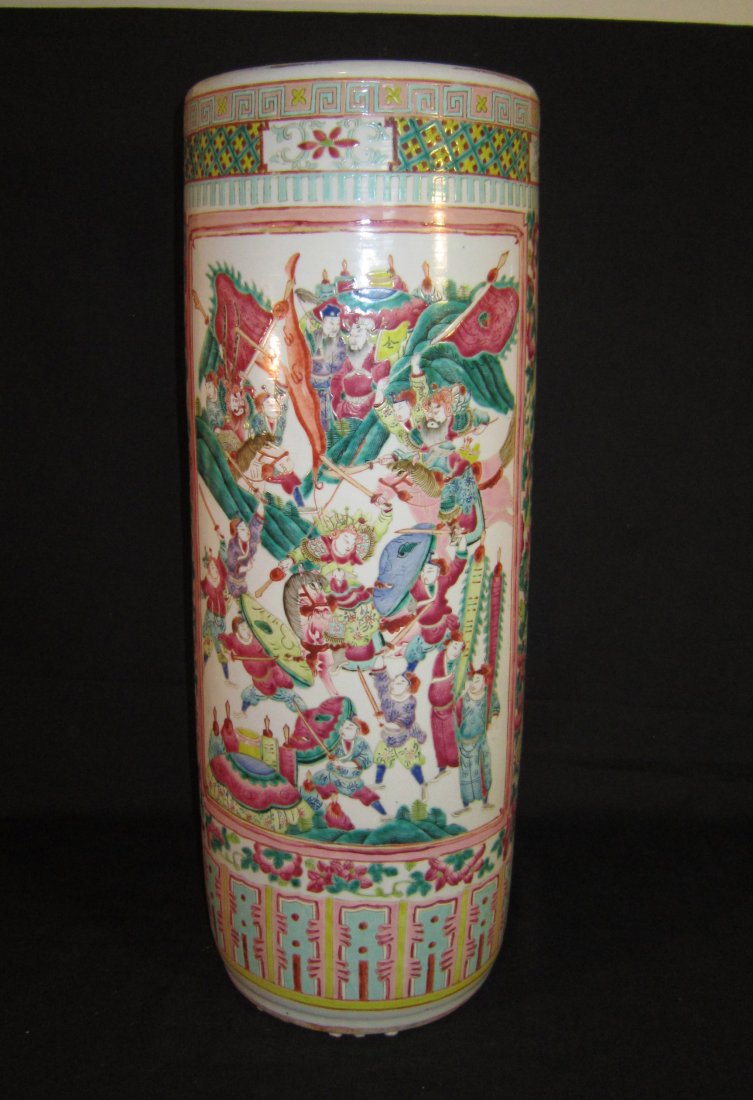 Large Chinese 19c Famille Rose Umbrella Stand: A Tall and Large Chinese Export Famille Rose Umbrella Stand or Scroll Holder, 19th Century, enameled figural battle scenes in two large rectangular panelss, separated with flowers and birds. 清&