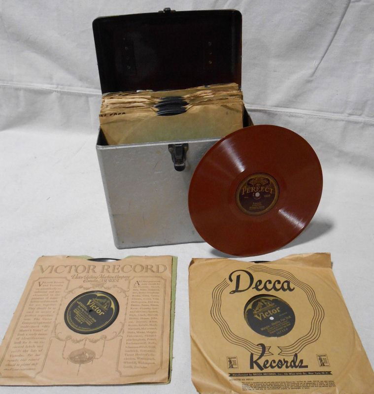 LOT OF 78 RECORDS: Lot of (33) 78's. Labels such as: decca, Victor, Columbia, RCA, MGM, Mercury, Capital and more. With record carrying case.