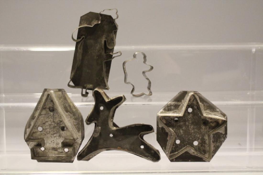 Santa Claus 5 1/2" & Other Christmas Tin Cookie Cutters (1 of 1)