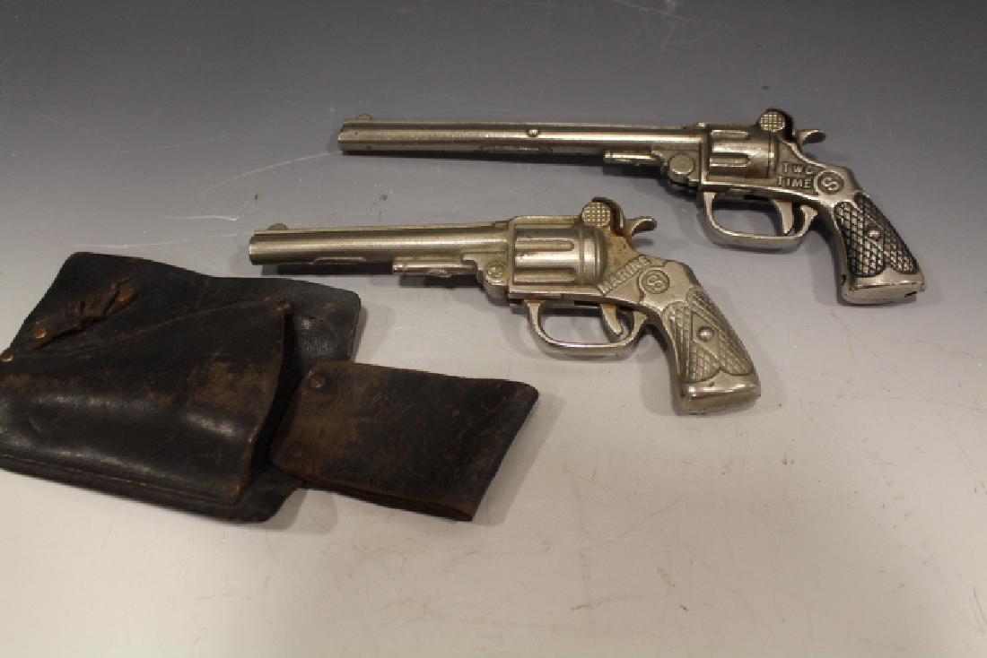 1923 Kenton Cap Guns - 1 w/Holster - Shoots Rubber (1 of 1)