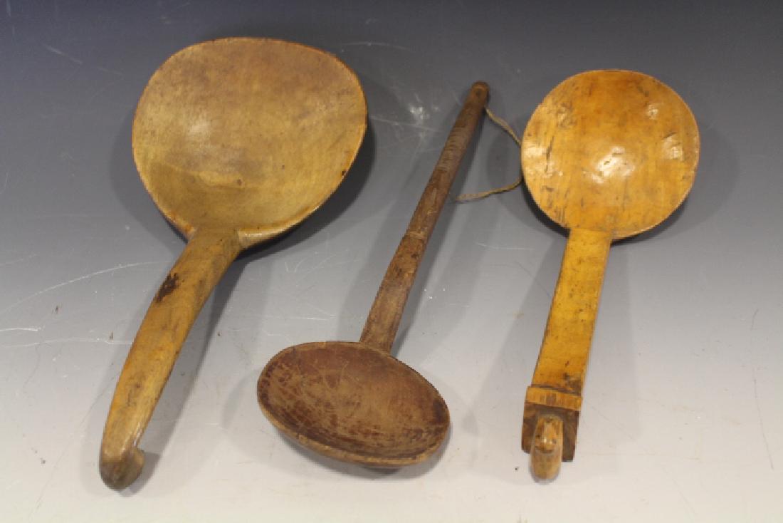 Woodenware Scoops / Paddles - 1 w/ Carved Cow (1 of 2)