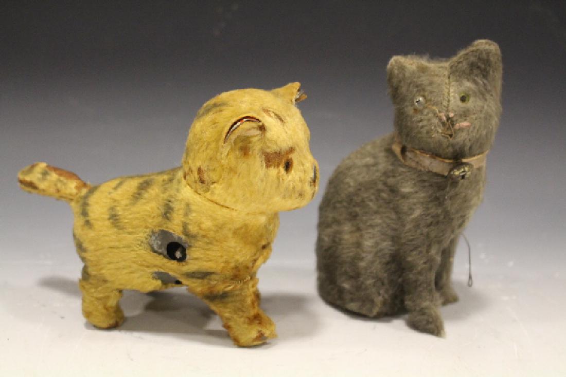 Faux Fur Cat and Dog Wind-up Toys (1 of 1)