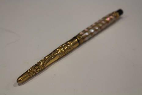 Rare GF #46 Parker Dip Pen w/ Lucky Curve 3 Nib: Rare gold-filled Parker #46 dip pen, stamped "Parker Fountain Pen Pat. 6 - 30 -91. 1-3-05." mother of pearl barrel, gold filled chased bands and chased cap in snail-like design, cap's tip marked "46",