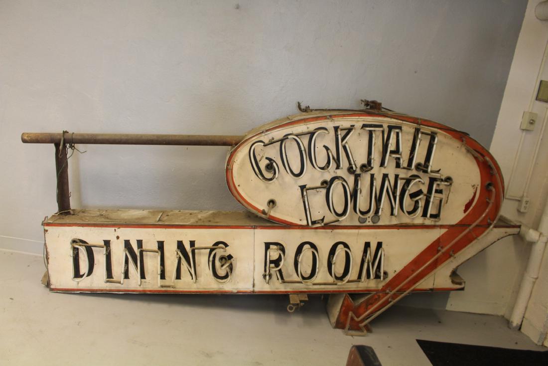 Huge Restaurant Sign w/ Neon Cocktail Lounge (1 of 5)